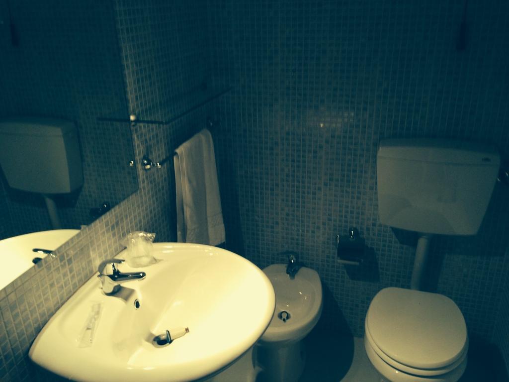 B&B Largo Barile Caltanissetta Buitenkant foto